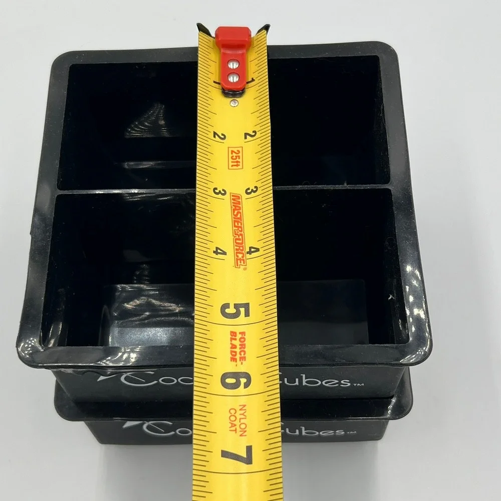 Cocktail Cubes Large Ice Tray Set Unisex OS Black Very Good Silicone Barware